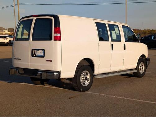 2024 GMC Savana 2500 Work Van