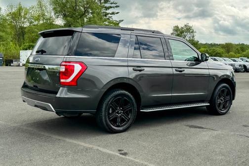 Gray 2021 Ford Expedition XLT