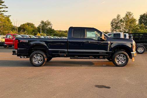 2025 Ford F-350 XLT