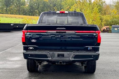 2025 Ford F-150 Lightning Platinum