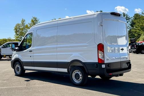 2025 Ford Transit-250 148 WB Medium Roof Cargo