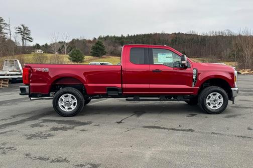 2025 Ford F-350 XLT
