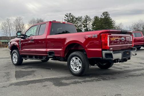 2025 Ford F-350 XLT