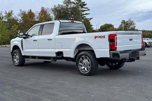 2026 Ford F-350 Lariat Super Duty