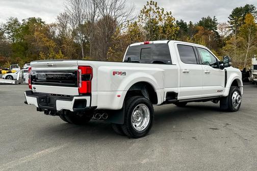 2026 Ford F-450 Platinum