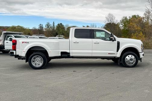 2026 Ford F-450 Platinum