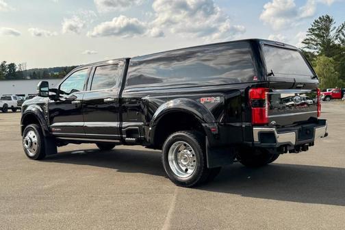 2024 Ford F-450 Lariat