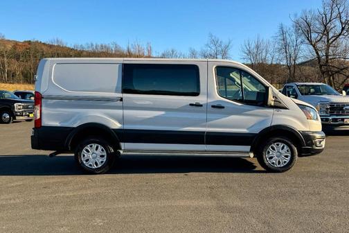 2024 Ford Transit-250 SWB LOW ROOF