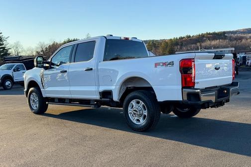 2025 Ford F-350 XLT