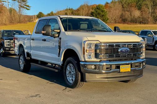2025 Ford F-350 XLT