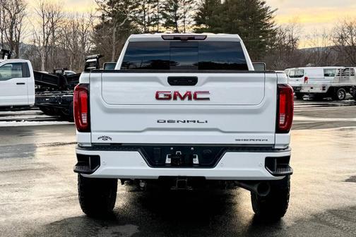 2021 GMC Sierra 2500 Denali