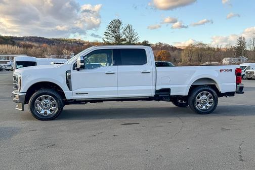 2026 Ford F-350 Lariat Super Duty