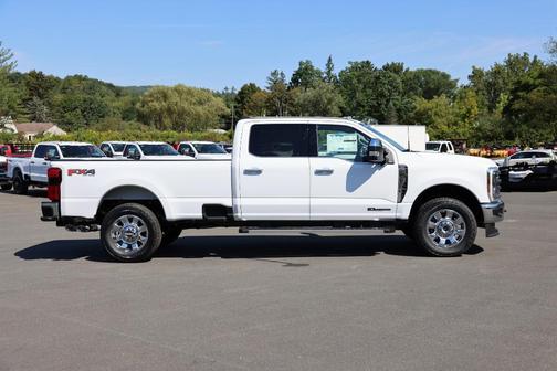 2026 Ford F-350 Lariat Super Duty