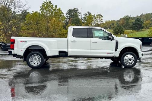 2026 Ford F-450 Platinum
