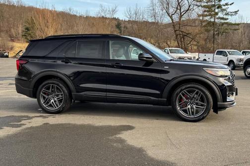 Black 2026 Ford Explorer ST-Line