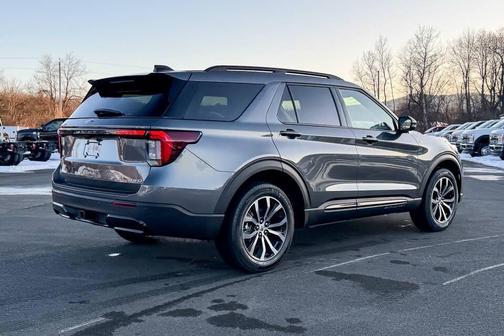 Gray 2026 Ford Explorer ST-Line