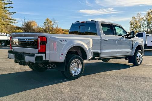 2026 Ford F-450 Platinum