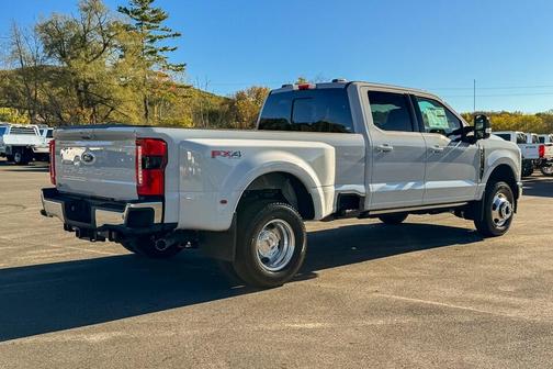 2026 Ford F-350 Lariat Super Duty