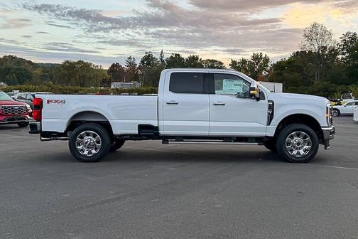 White 2026 Ford F-350 Lariat Super Duty