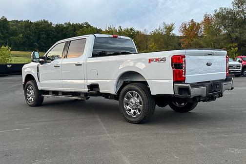 2026 Ford F-350 Lariat Super Duty
