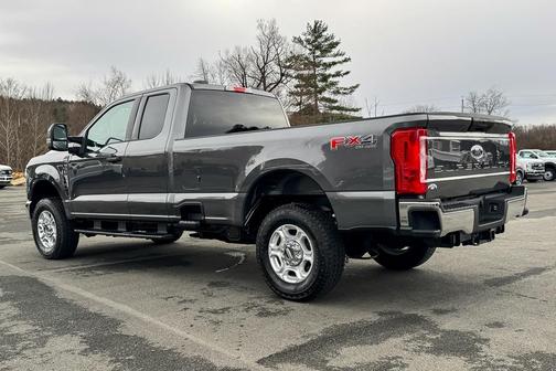 2025 Ford F-350 XLT