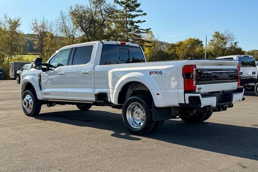 2026 Ford F-450 Platinum
