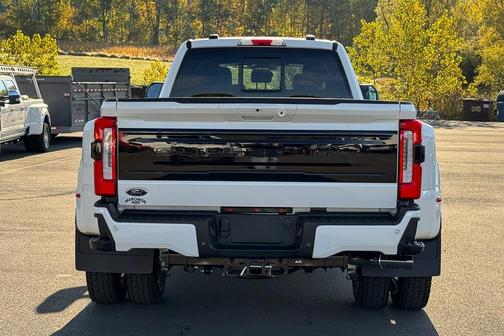 2026 Ford F-450 Platinum