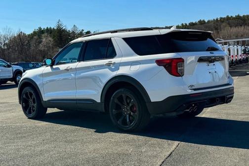 White 2023 Ford Explorer ST