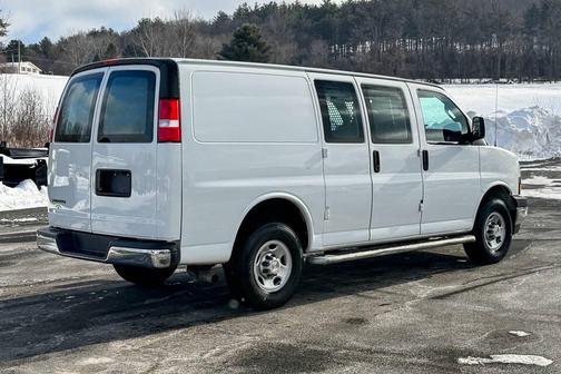 2024 Chevrolet Express 2500 Work Van
