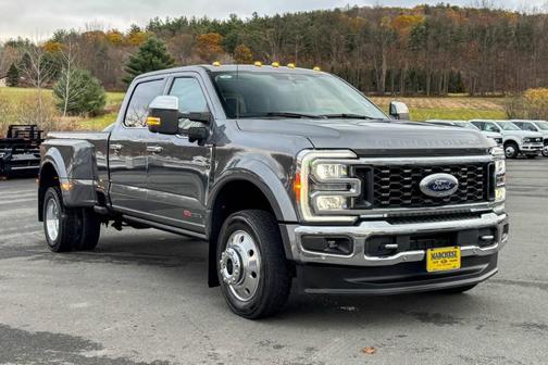 2023 Ford F-450 Lariat