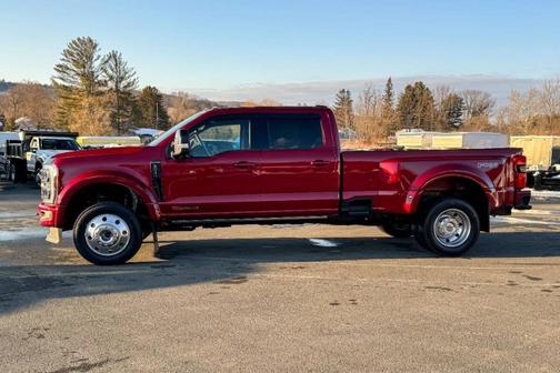 2025 Ford F-450 Platinum