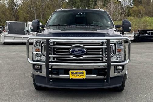 Blue 2022 Ford F-350 Lariat Super Duty