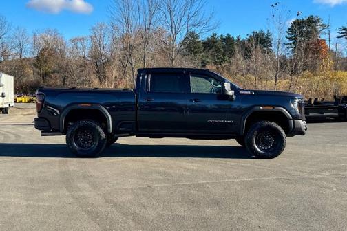 2025 GMC Sierra 2500 AT4X