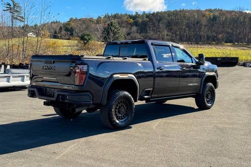 2025 GMC Sierra 2500 AT4X