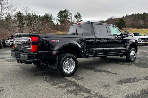 2026 Ford F-450 Platinum