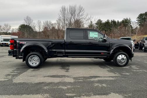 2026 Ford F-450 Platinum
