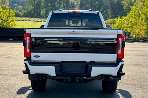 2026 Ford F-350 Platinum