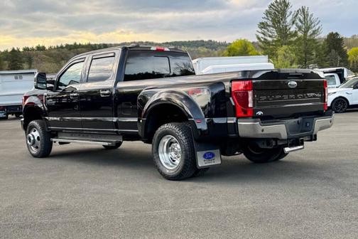 2022 Ford F-350 Lariat Super Duty