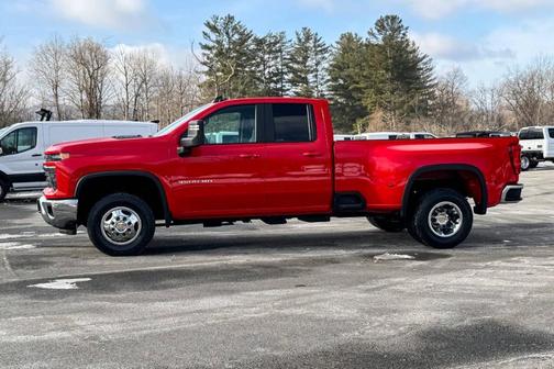 2024 Chevrolet Silverado 3500 LT