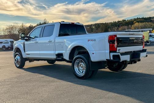 2026 Ford F-450 Platinum