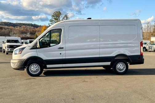2026 Ford Transit-250 148 WB Medium Roof Cargo