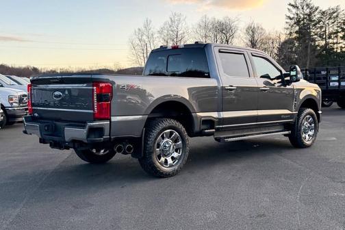 2023 Ford F-350 Lariat Super Duty