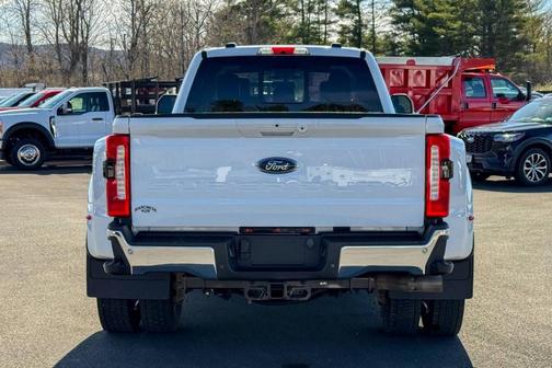 2023 Ford F-450 Lariat