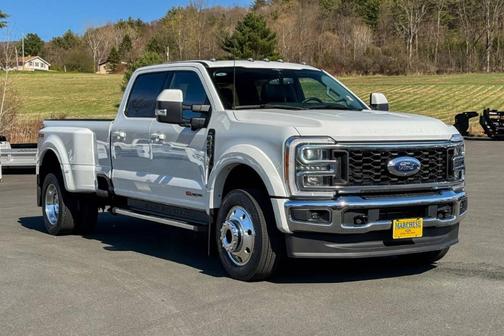 2023 Ford F-450 Lariat