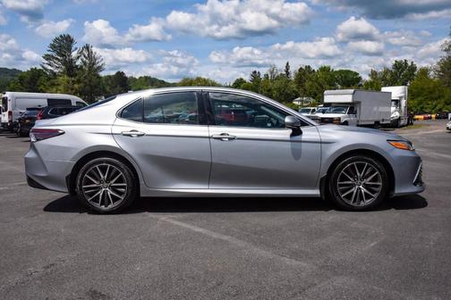 2023 Toyota Camry XLE