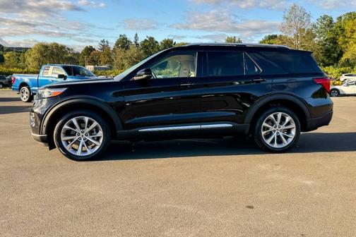 2022 Ford Explorer Platinum