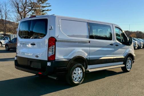 2024 Ford Transit-250 SWB LOW ROOF