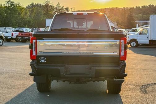 2025 Ford F-350 Platinum