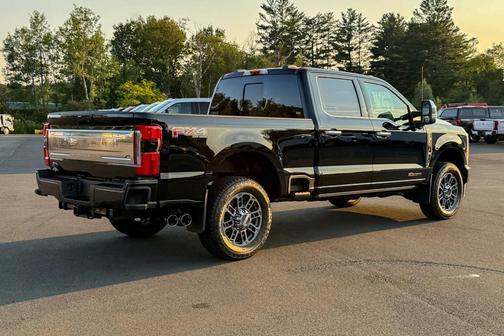 2025 Ford F-350 Platinum