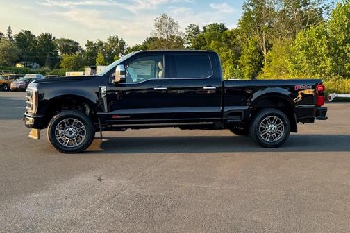 2025 Ford F-350 Platinum